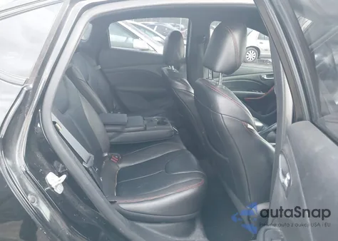 2015 Dodge Dart Gt z USA, uszkodzony, nr VIN 1C3CDFEB8FD278701